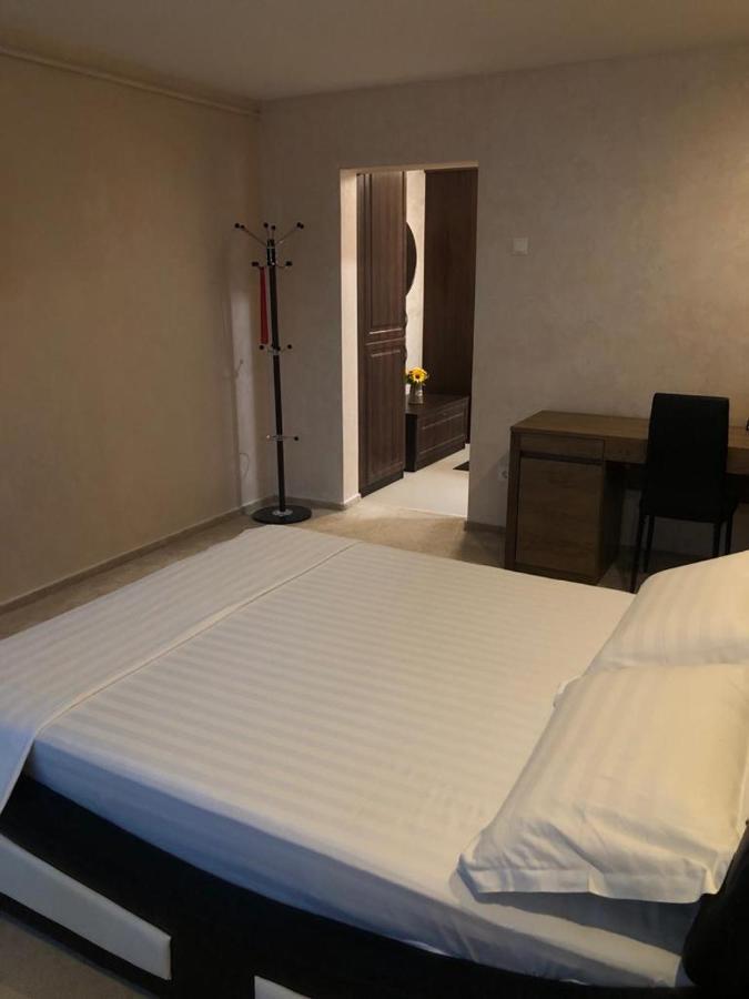 Cezara Apartman Galac Kültér fotó